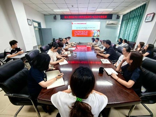 党建领航聚合力 实干创先促发展——公司党总支举办深入贯彻中央八项规定精神学习教育专题党课